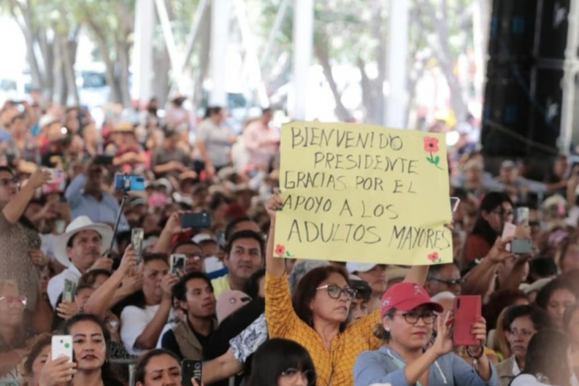 PENSIÓN MENSUAL PARA ADULTOS MAYORES: AMLO