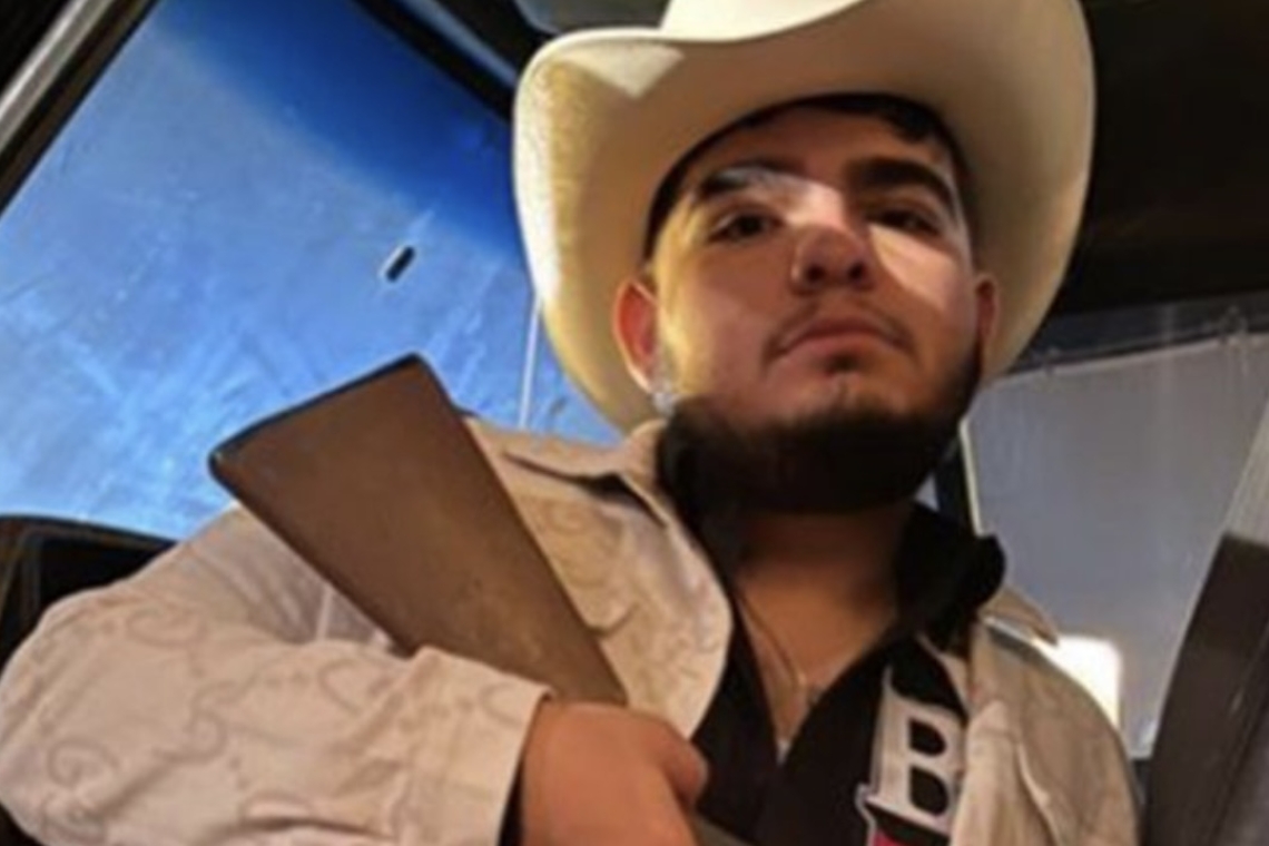 ASESINAN A TIROS AL FOMOSO CANTANTE DE CORRIDOS CHUY MONTANA  