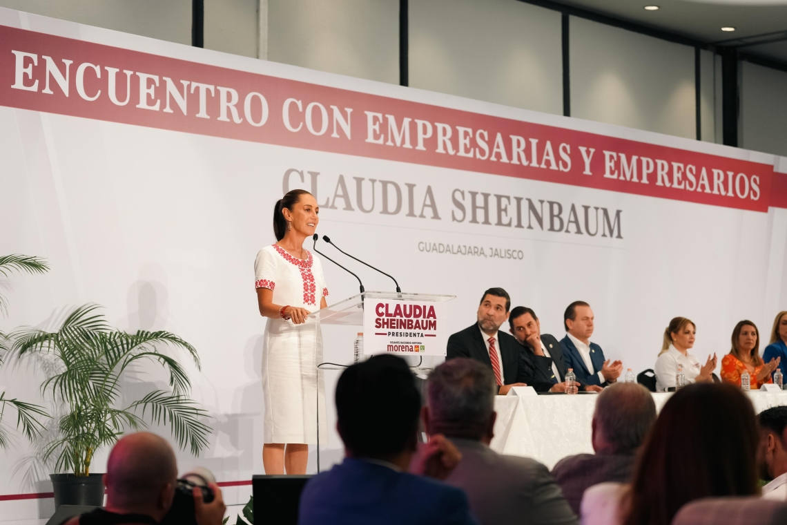 “NO PODEMOS PENSAR EN EL DIVORCIO DE LA GRAN EMPRESA CON LA PEQUEÑA EMPRESA”: CLAUDIA SHEINBAUM EXPONE LA CREACIÓN DE CADENAS PRODUCTIVAS ANTE EMPRESARIOS Y EMPRESARIAS DE JALISCO
