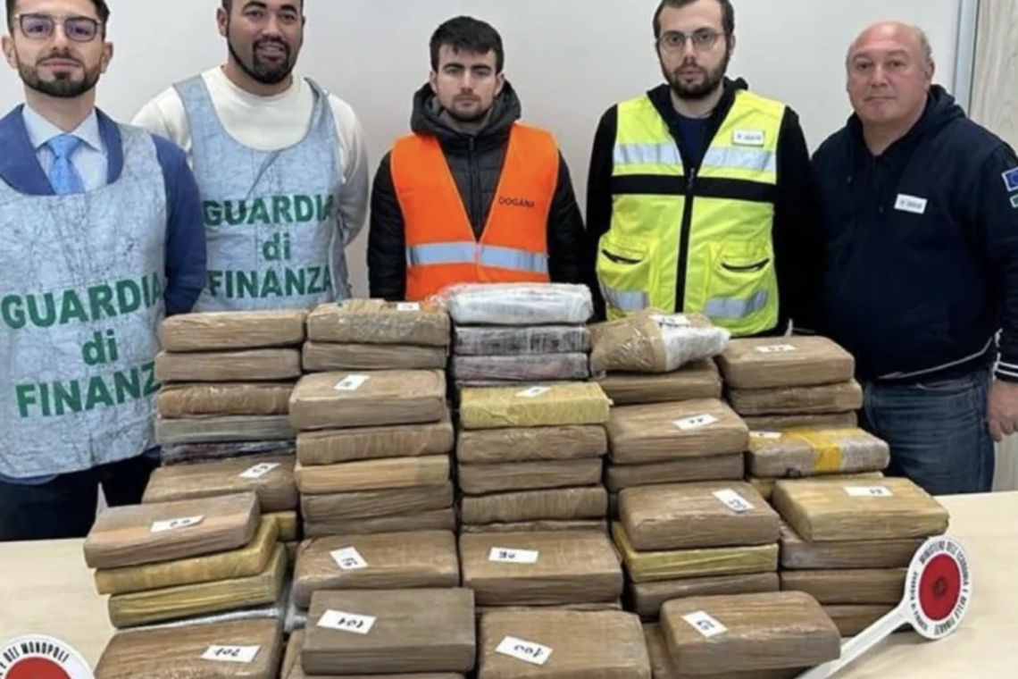 EN ITALIA, DECOMISAN COCAINA PROCEDENTE DE CENTROAMÉRICA CON VALOR DE 100 MILLONES DE PESOS 