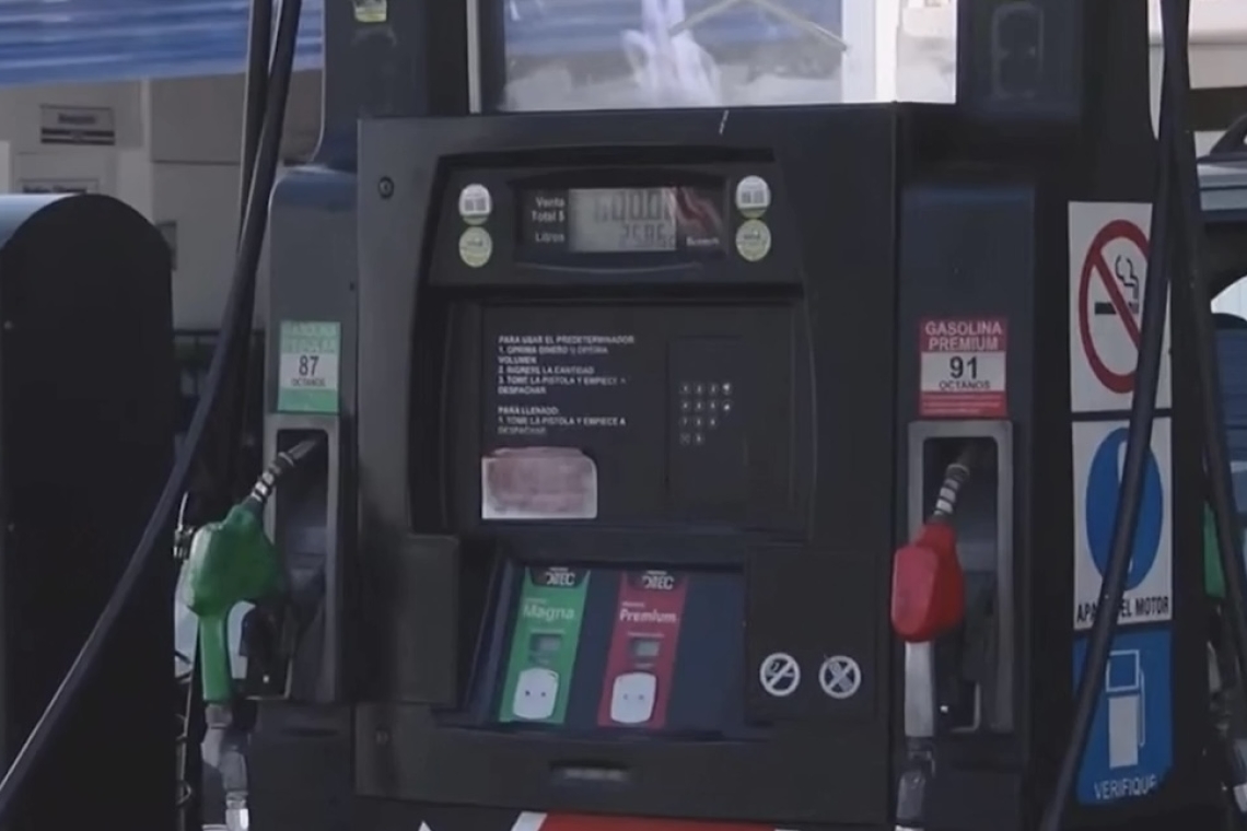 AUTOMOVILISTAS RESIENTEN AUMENTO EN PRECIO DE LA GASOLINA EN BAJA CALIFORNIA 