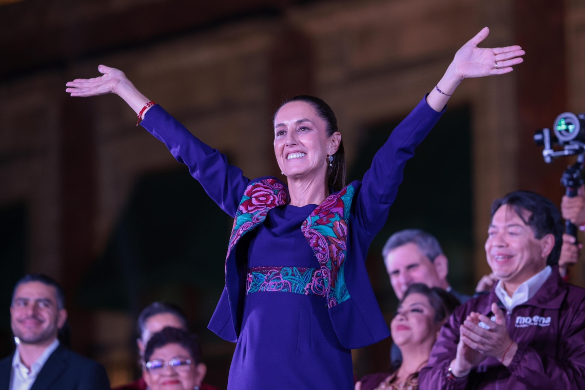 ESTE ES EL TRIUNFO DEL PUEBLO DE MÉXICO, NUEVAMENTE HICIMOS HISTORIA: CLAUDIA SHEINBAUM DESDE EL ZÓCALO 