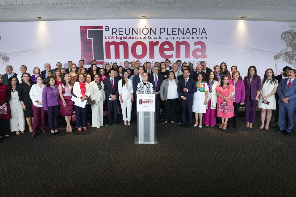 CLAUDIA SHEINBAUM CELEBRA BANCADA HISTÓRICA DE MORENA CON 66 SENADORES Y SENADORAS