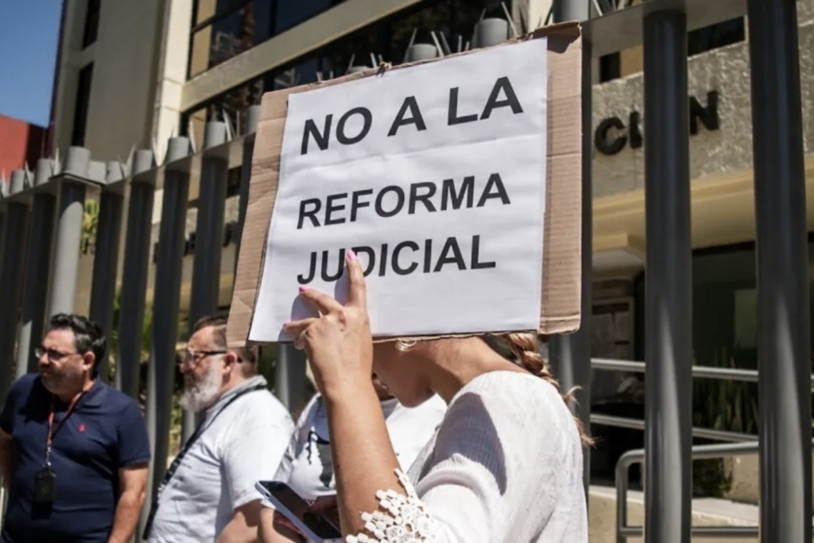 DOS JUECES IMPONEN A OTRO PODER, EL LEGISLATIVO, ¡QUE NO DISCUTA LA REFORMA JUDICIAL!