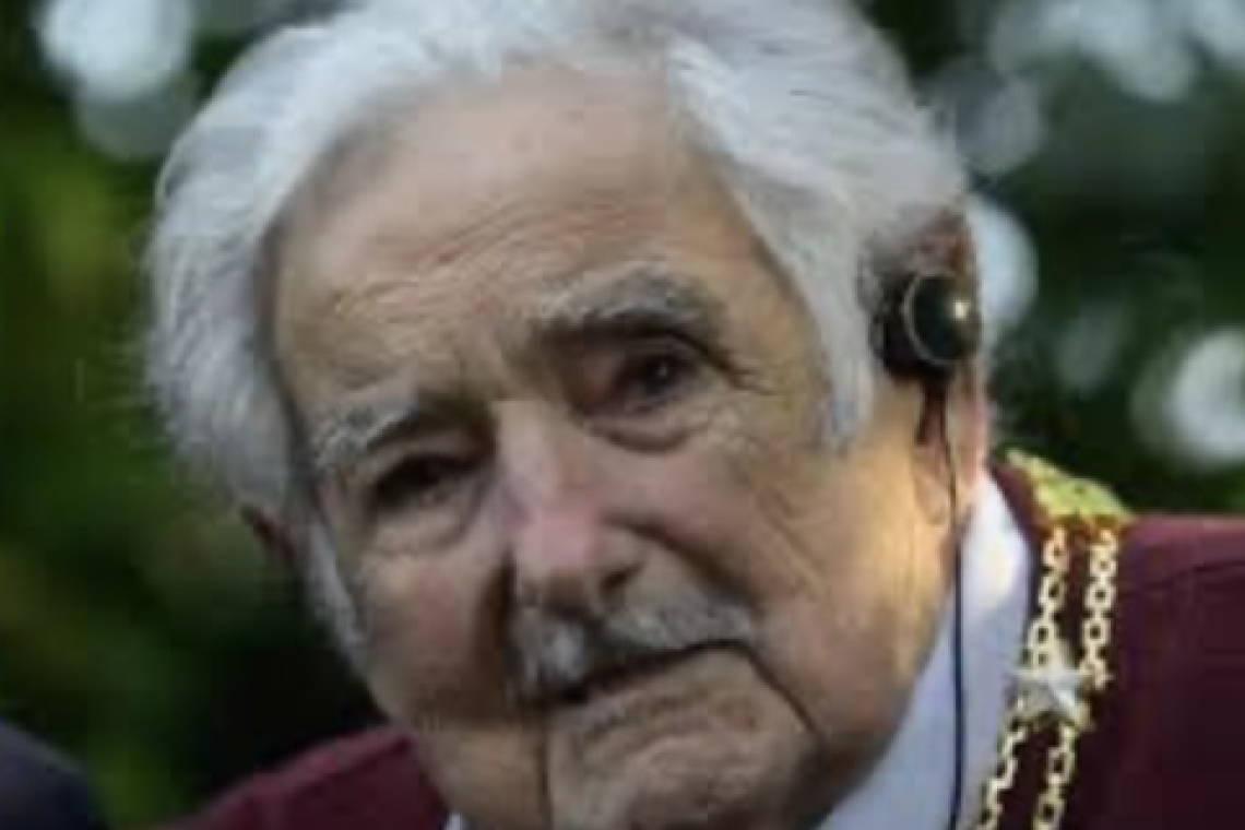 Mujica, ¡muy grave!