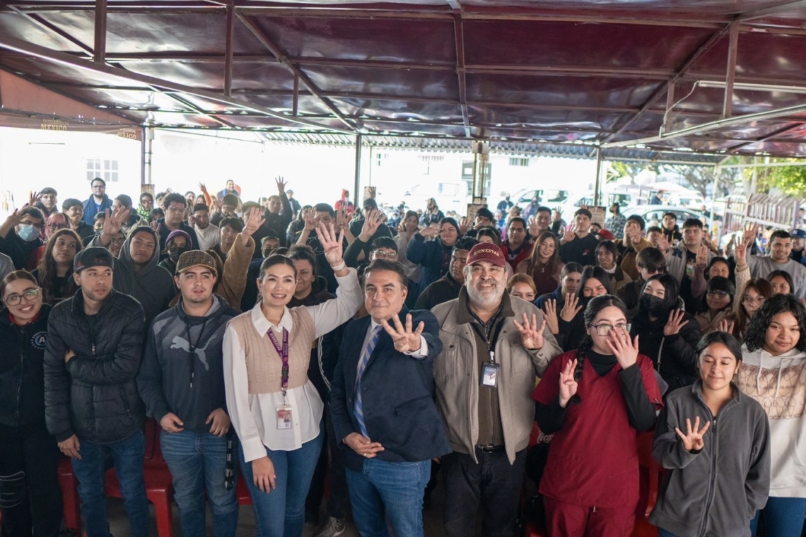 Se benefician familias de BC con pagos a Madres Trabajadoras, Personas Adultas Mayores y con Discapacidad: doctor Ruiz Uribe