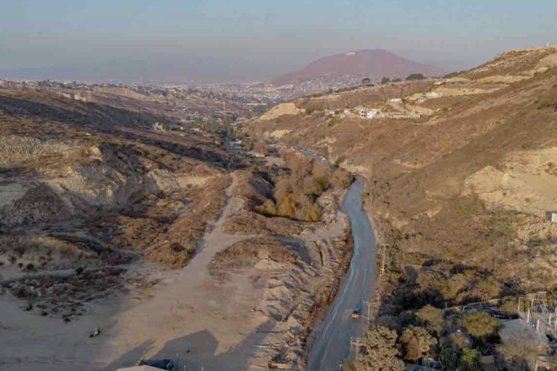 ¡No es un río! CESPT lleva 24 horas sin atender mega fuga de agua en Cañón del Sainz