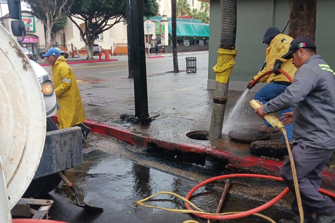 Continúa Ayuntamiento campaña de concientización ambiental para evitar inundaciones