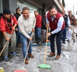  Recorre Ismael Burgueño colonias beneficiadas con el programa ‘Tijuana, Ciudad Limpia’