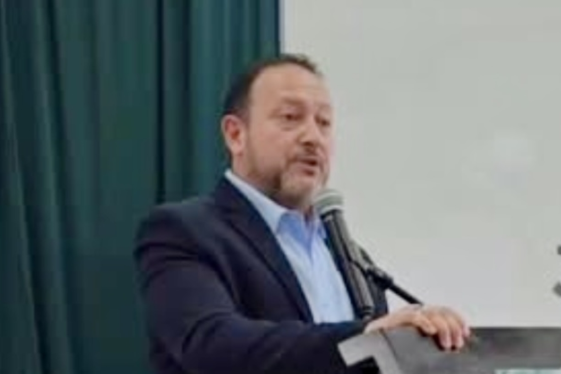 En Tecate 117 burócratas promueven jubilación, algunos llevan 8 años esperando