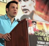 FGR acusa a Julio César Chávez Jr. de crimen organizado y tráfico de armas, fue arrestado en EUA