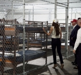 Migrantes detenidos ya son enviados a 'Alcatraz de los caimanes