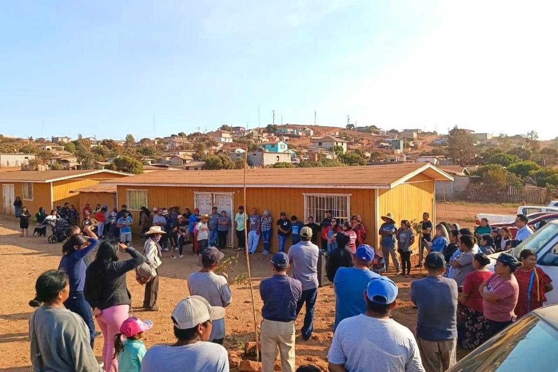 Más de 100 personas acompañan recorrido de Morena en San Quintín