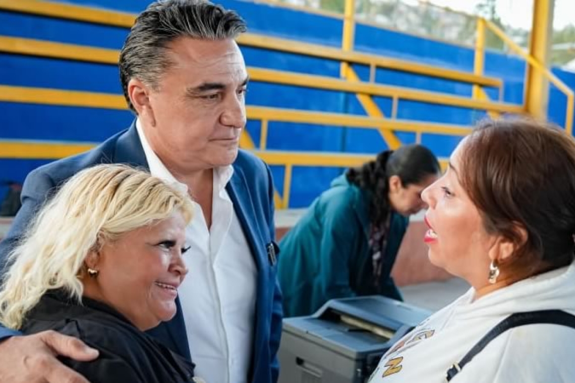 EXITOSAS LAS CONSULTAS CIUDADANAS QUE ENCABEZA RUIZ URIBE EN B.C.