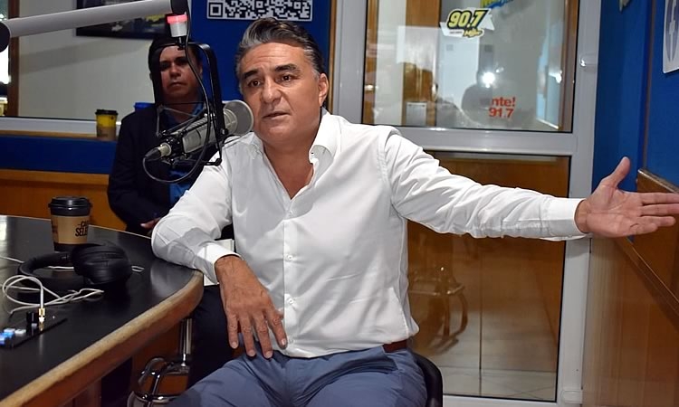 LOS JOVENES DE HOY SON EMPRENDEDORES Y DEBEMOS DARLES LAS HERRAMIENTAS PARA CUMPLIR SUS SUEÑOS: RUIZ URIBE 