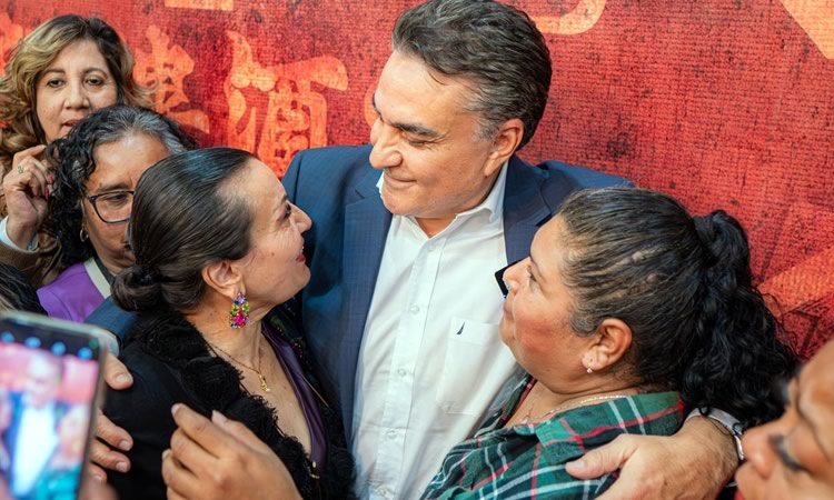 ES EN EL CORAZÓN DE LAS COLONIAS DONDE ESTA LA MEJOR  RESPUESTA DE LA GENTE: RUIZ URIBE 