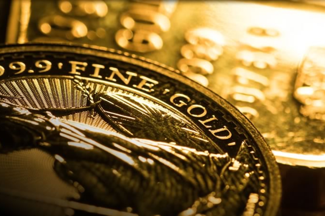 ¿Fiebre del oro para 2026? Se mueve cerca de máximos históricos y datos de EU respaldan recorte de tasas