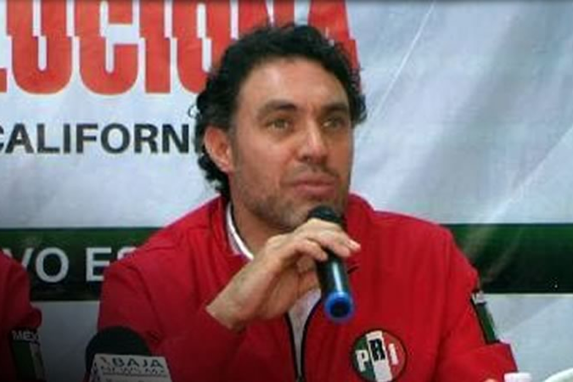 "EN EL PRI NOS ANTICIPAMOS A TODOS LAS PARTIDOS. YA TENEMOS A NUESTROS DEFENSORES DE MÉXICO (PRE-CANDIDATOS A GOBERNADOR)": ÁLVARO ALDRETE