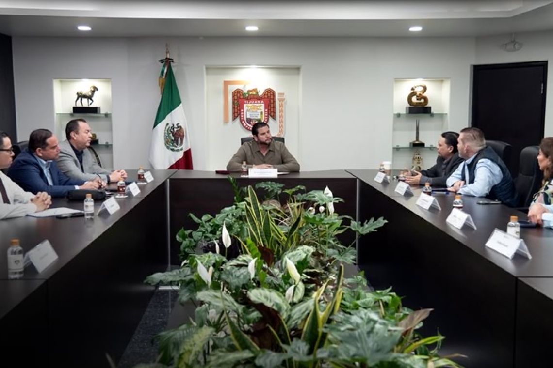 Sostiene Ismael Burgueño reunión de coordinación con el sector médico de Tijuana