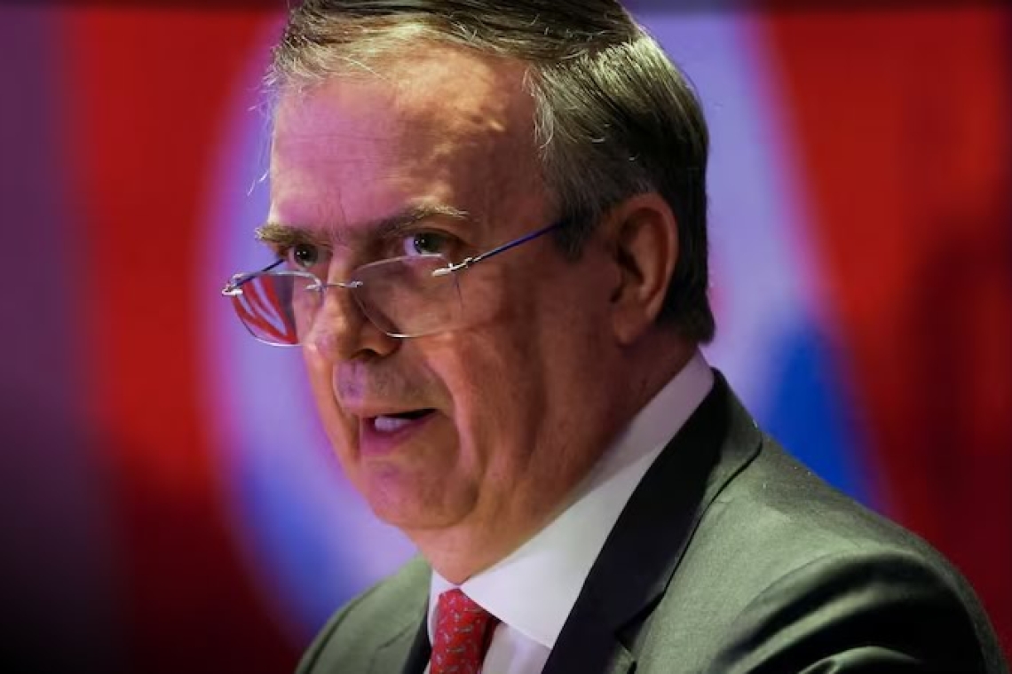 La Secretaría Anticorrupción abre una investigación por la estancia del hijo de Marcelo Ebrard en la Embajada en Londres