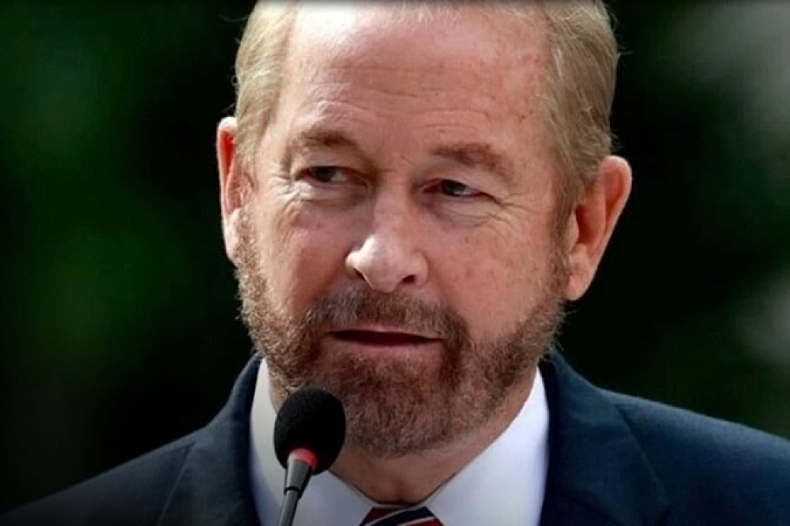 Johnson amaga con campaña contra presuntos 'narcofuncionarios' mexicanos: 'Los Angeles Times' en colaboración con El Puente News