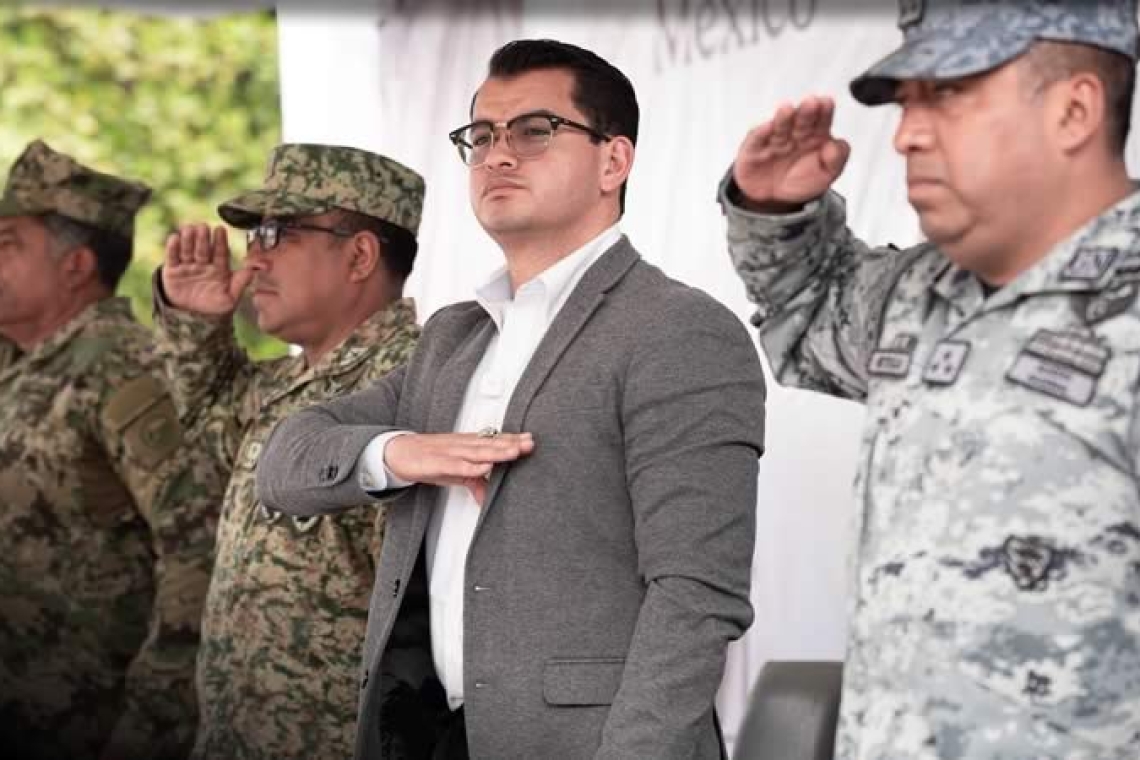 Asiste alcalde Abdiel Gutiérrez Coronado a la Protesta de Bandera de soldados del Servicio Militar Nacional
