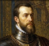 El lema de vida que tenía el rey Carlos V: Hablo el español con Dios, el italiano con las mujeres, el francés con los hombres y el alemán con mi caballo