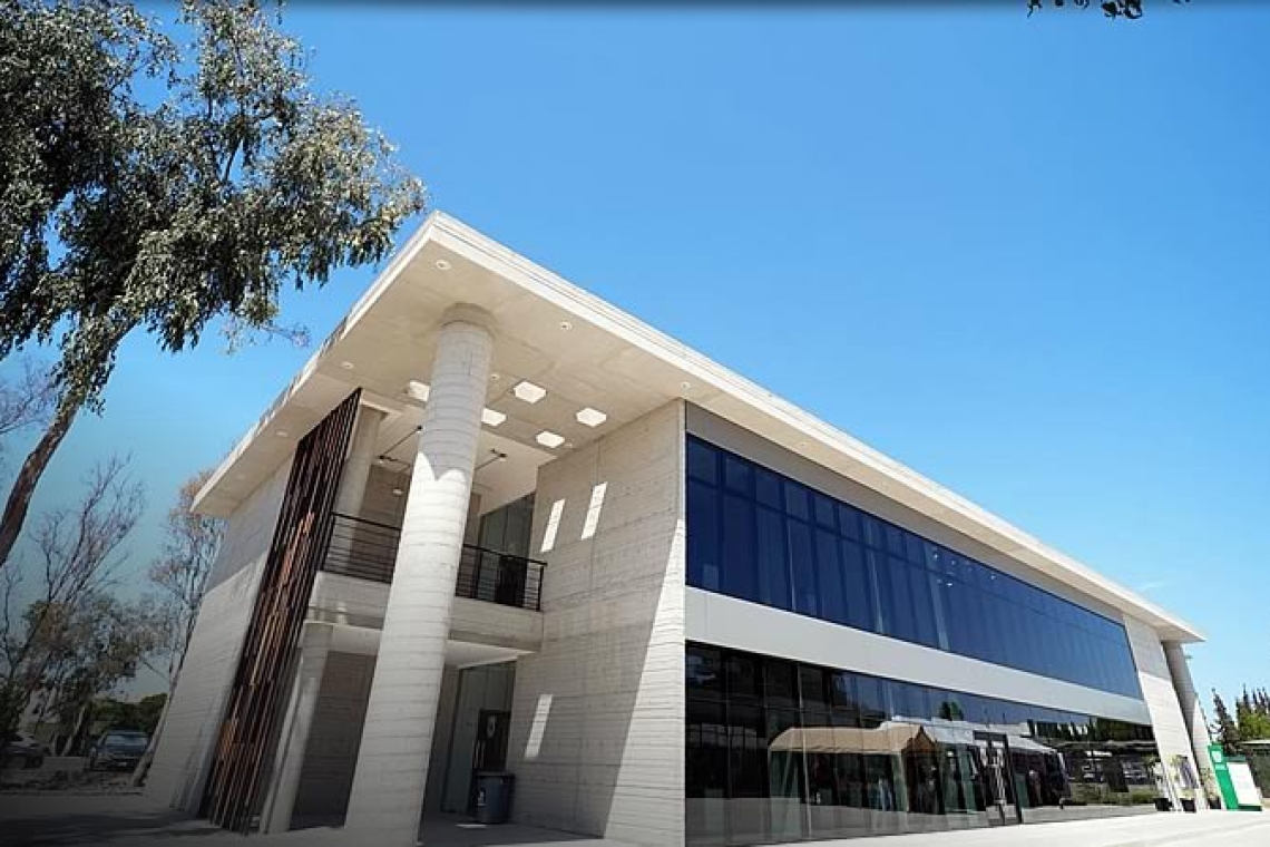 Inaugura UABC nuevas aulas en campus Tijuana