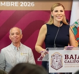 Más dinero a una obra de los amigos de Andy López Beltrán: modificarán y pondrán estacionamiento al malogrado malecón de Villahermosa