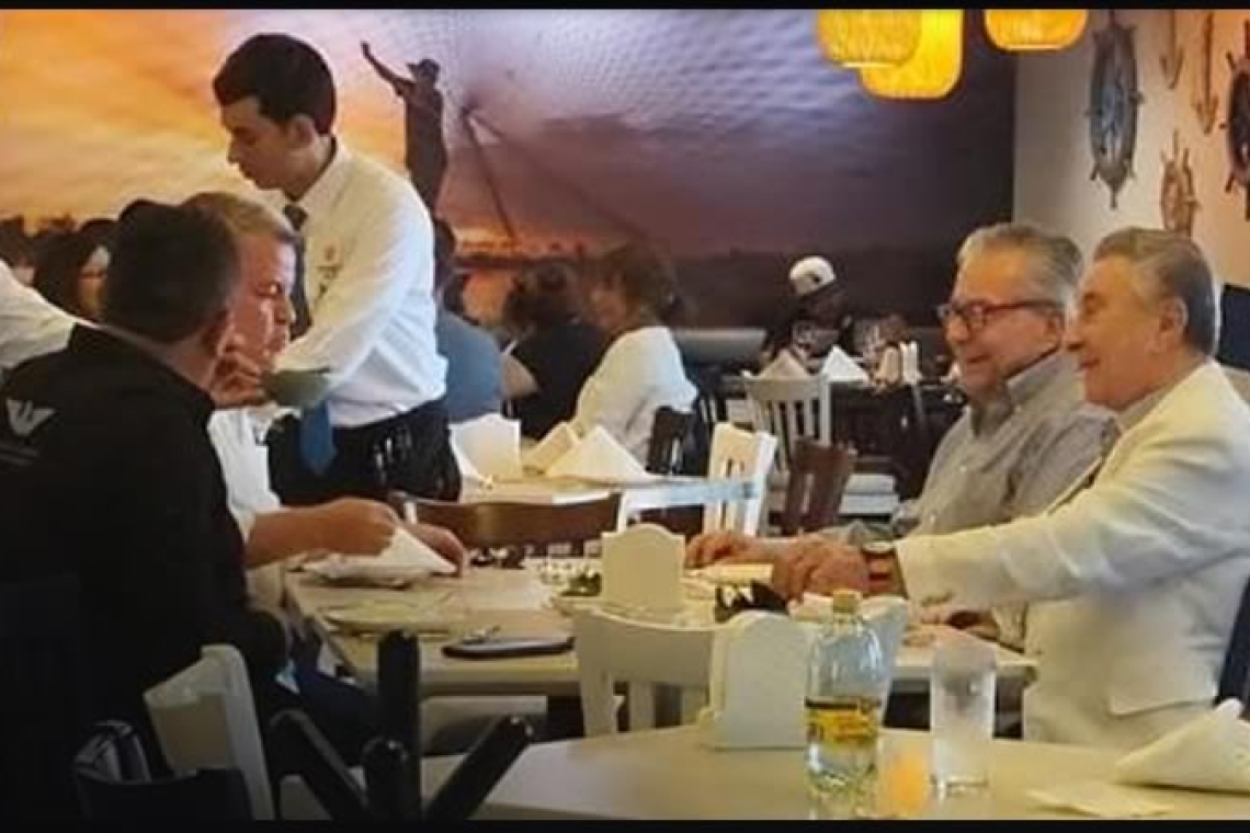 ¿JAIME DÍAZ POR MC?
