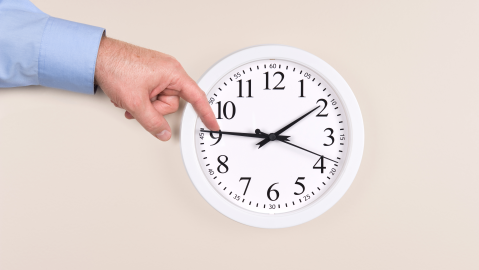 cambio de hora estados unidos que hacer shutterstock 1827047846